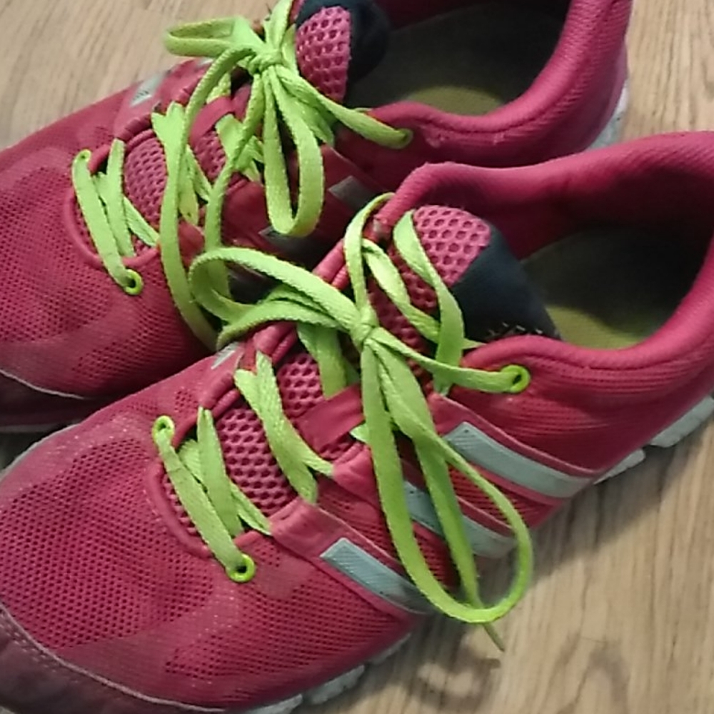 Adidas Sneakers